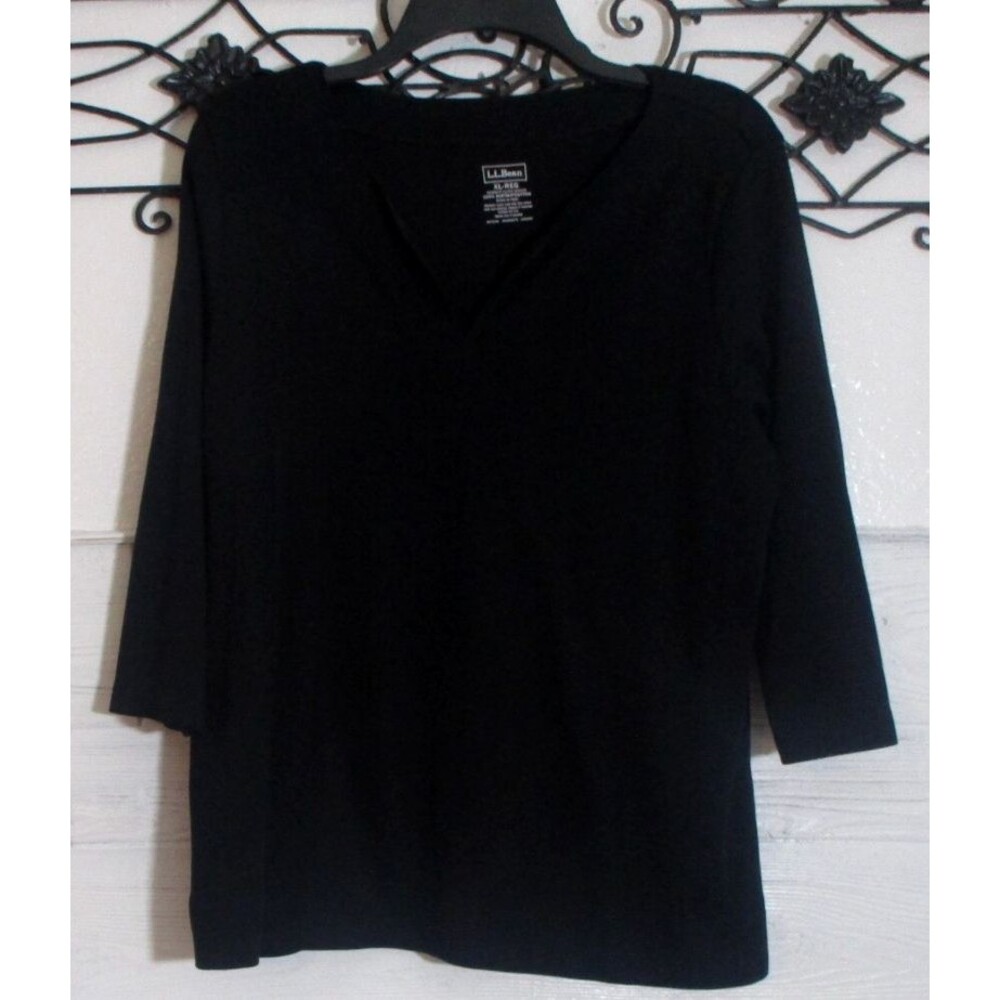 L.L. Bean Women's Top Size XL 3/4 Sleeve Black V Neck
